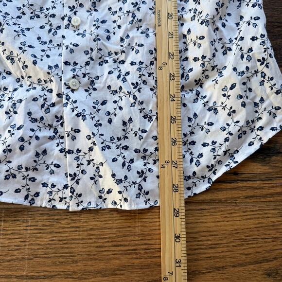 Express Women’s Floral Button Down Shirt White Blue Flower Print Slim Fit NWT M - Picture 4 of 5